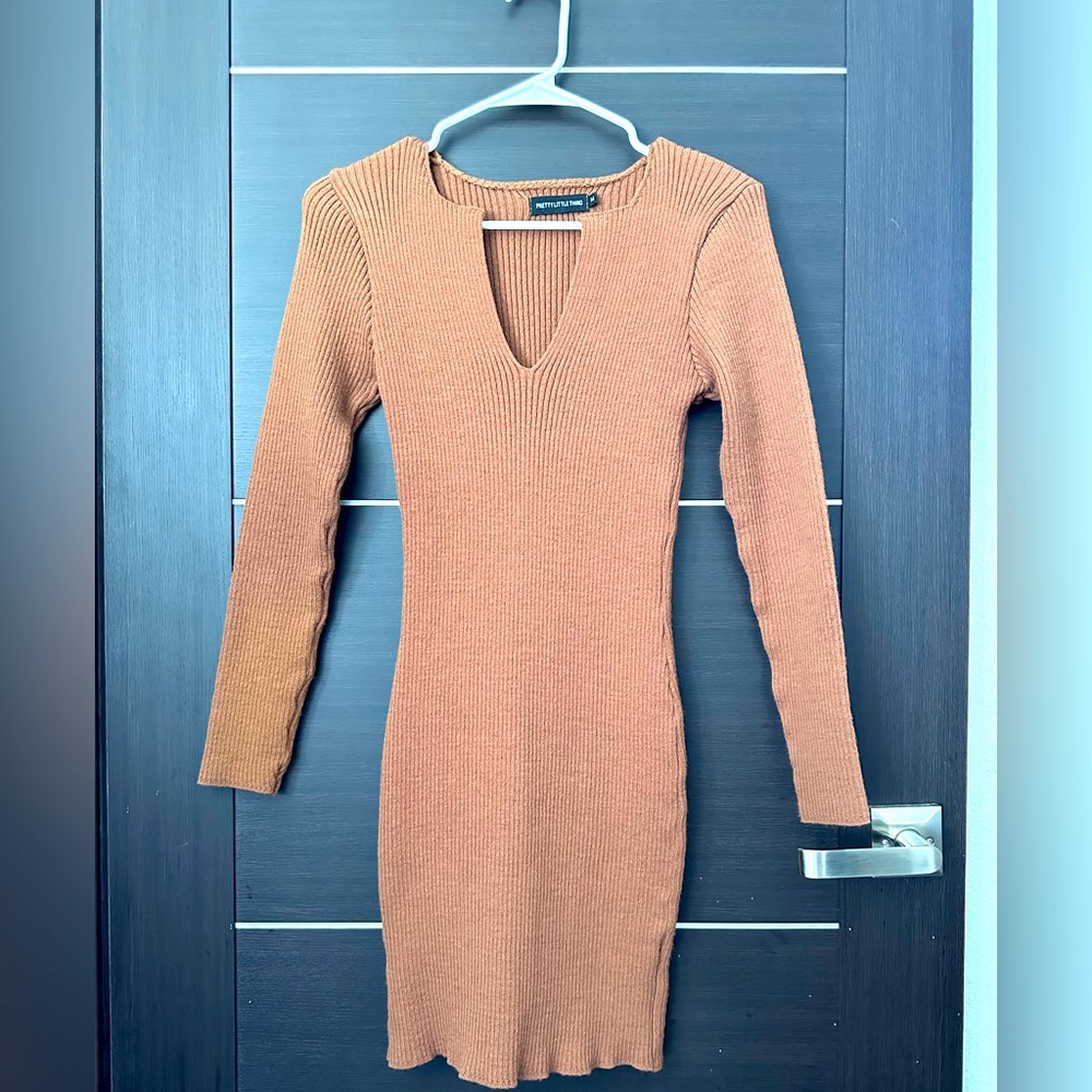 Town long sleeve knit mini dress